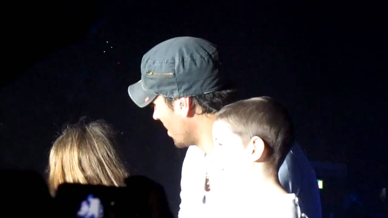 Enrique Iglesias - Stand By Me Live at Birmingham's LG Arena