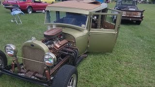 Rat rod army green 💚 and Cooper effects toped off with brass knuckles Suicide doors 1932 Ford #ford