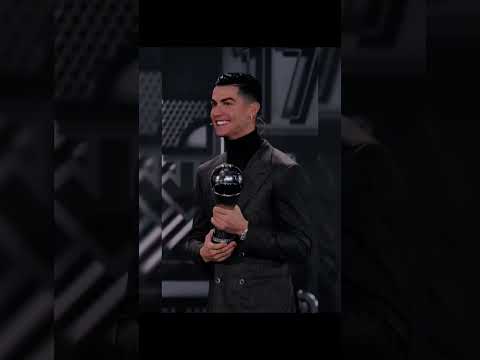 ما فيش معاملة بالندالة اهو اجمد صور لرونالدو