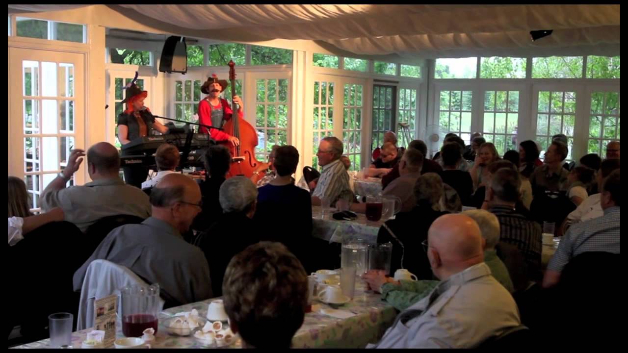 Hillbilly entertainment at Popovich theatre