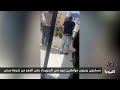 مسلحون يجبرون مواطنين دروز في السويداء على القفز من شرفة مبنى مسلحون يجبرون مواطنين دروز في السويداء على القفز من شرفة مبنى