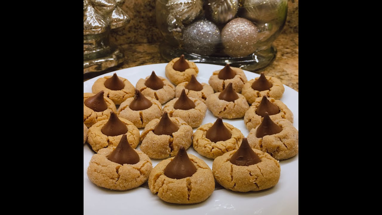 Easy Peanut Blossom Cookies