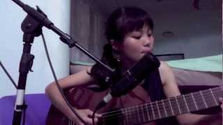 Miniatura de vídeo de "Daphne Tan - Chase"