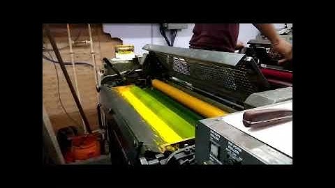 Uv  interdeck attachment for offset machine and drip off hybird