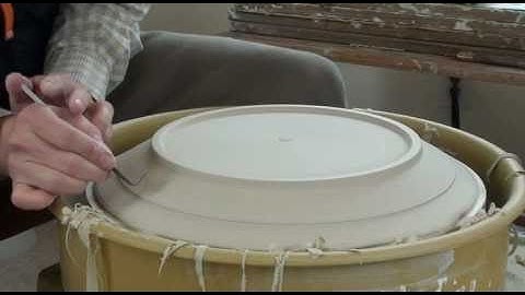 48. Trimming a Large Porcelain Platter with Hsin-Chuen Lin