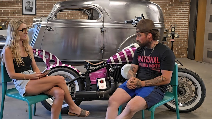 We built a radical custom motorcycle out of a Yamaha V-Star 👏