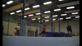 Cork bail
