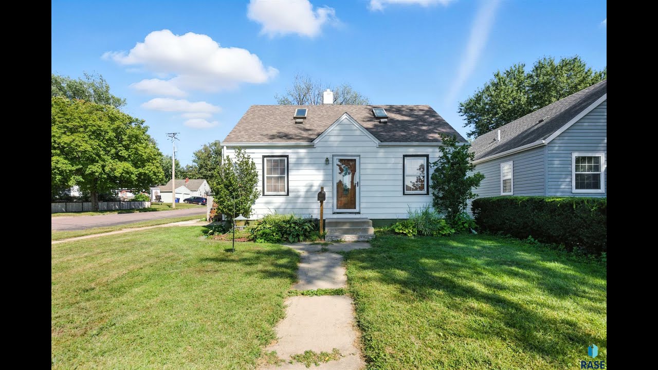 NEW LISTING: 600 S Hawthorne Ave Sioux Falls SD 57106
