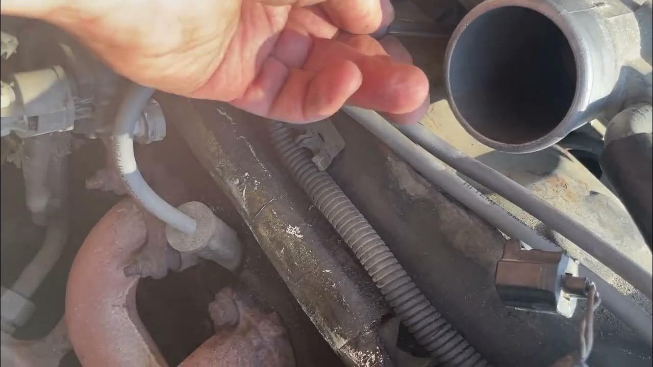 1996-2001 Ford Ranger 2.5 Valve Cover Gasket Part 1 - YouTube