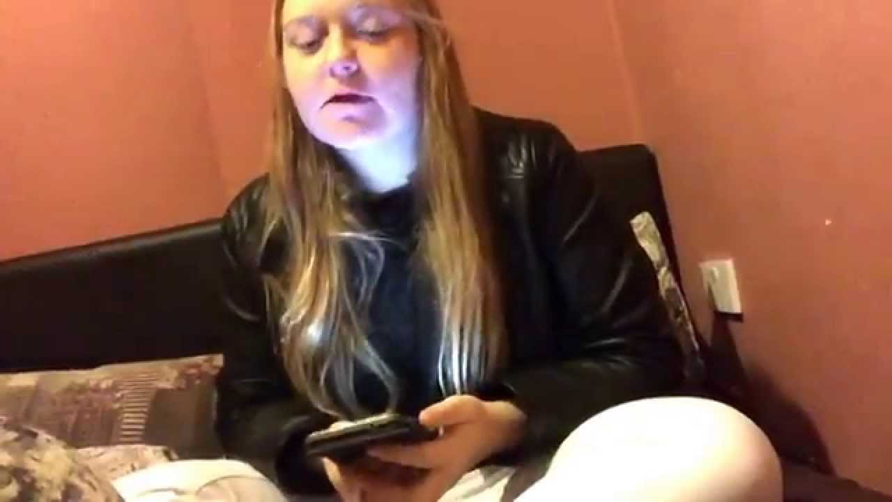 Teen Films Herself Fingering