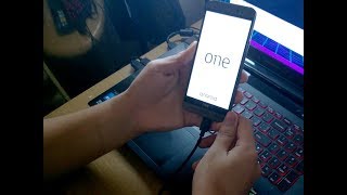 How to Turn On an HTC One Phone without a Power Button (2018)