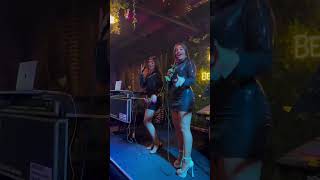 Oxuyur Hüseynova Bacıları