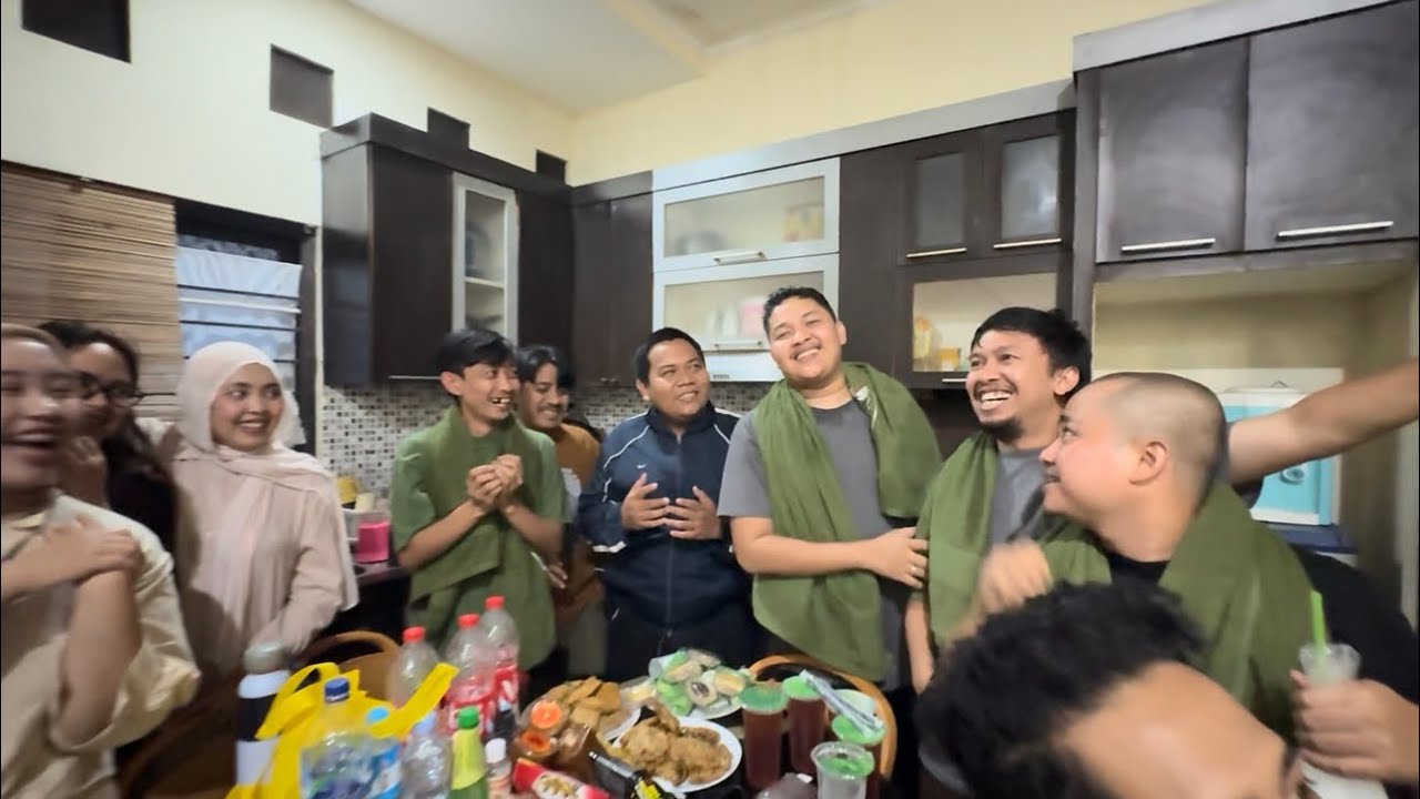 Day 1 puasa di jakarta kumpul tokoh tokoh legendaris | kost the raid 2.0 