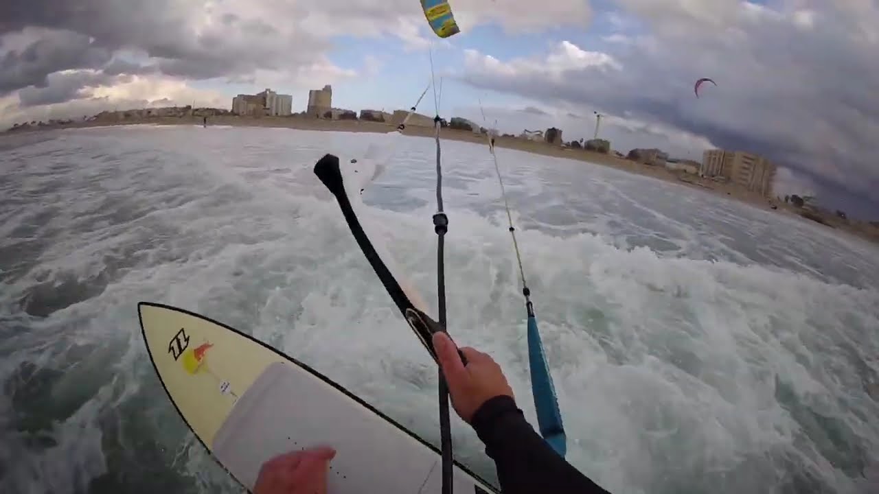 Mid Size Waves - Kite Surfing  - GOPRO 12
