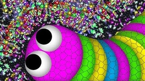 Slither.io 001 Tiny Troll Snake vs Giant Snakes Epic Slitherio Gameplay