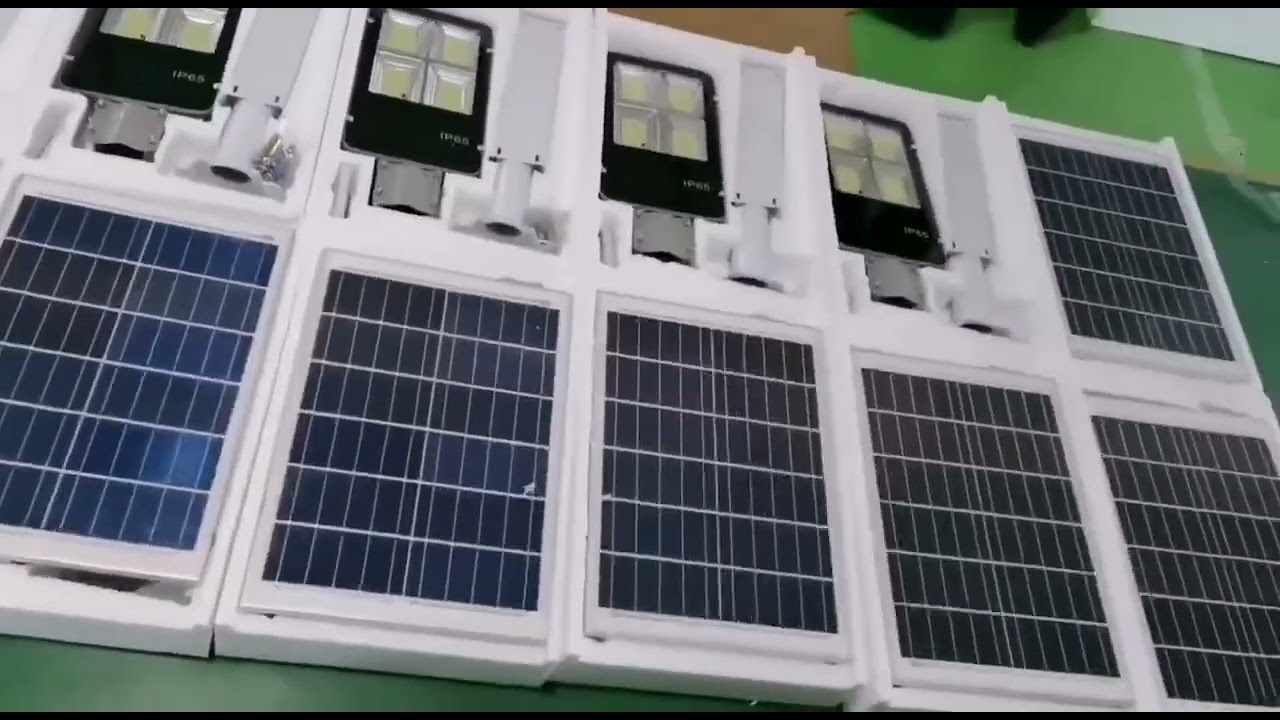 Solar Street Light | Split Solar LED Street Light in production