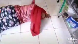 KEKEYI NANGIS MINTA PENTOL