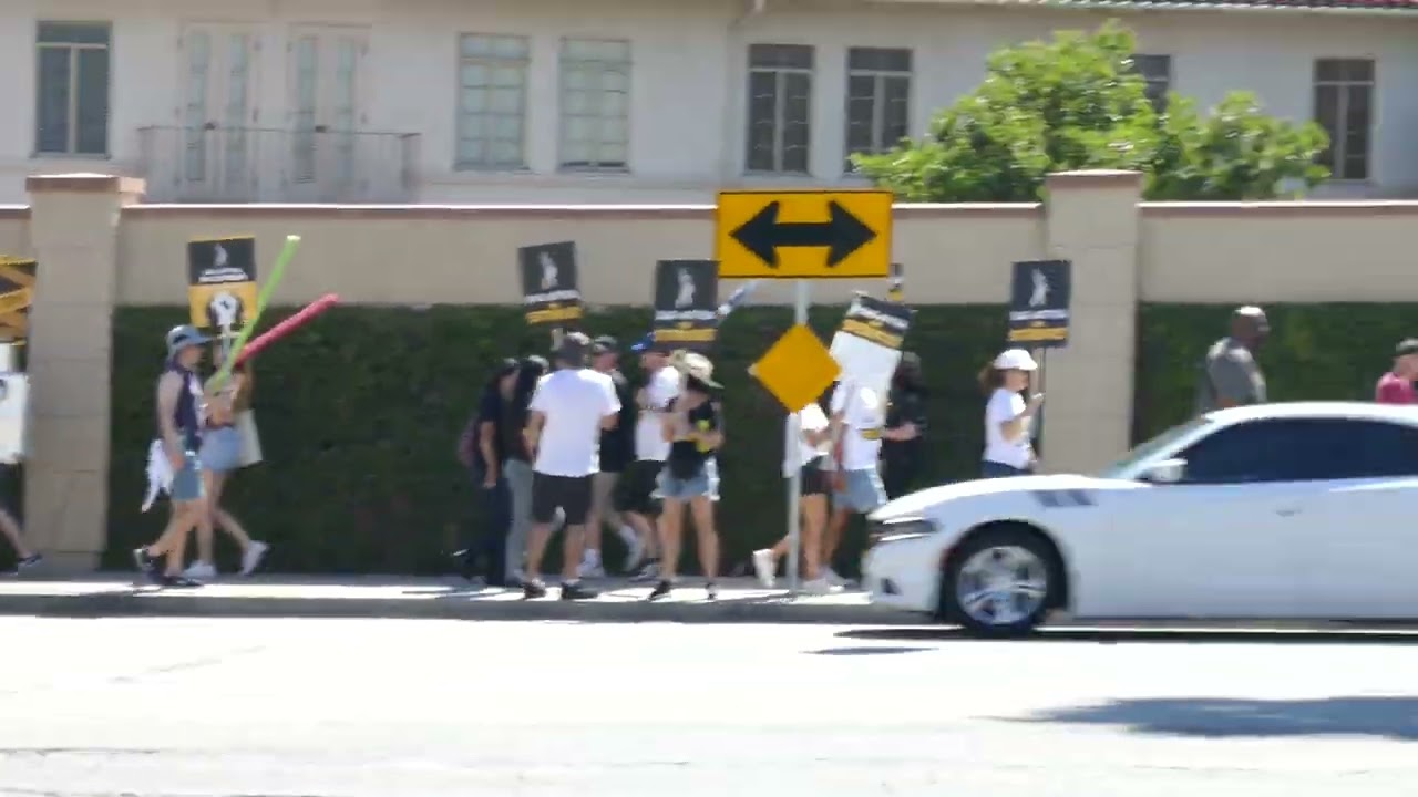 SAG-AFTRA WGA Strike Picket Line Warner Bros. Studios Burbank California USA August 18, 2023