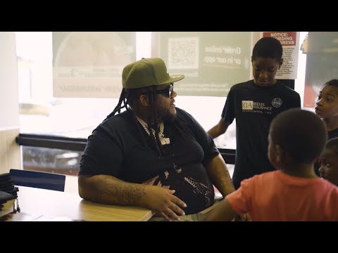 Derez De’Shon Pulls Up to Church’s & Gets Real With Fans | “I’m Not Ok but…”