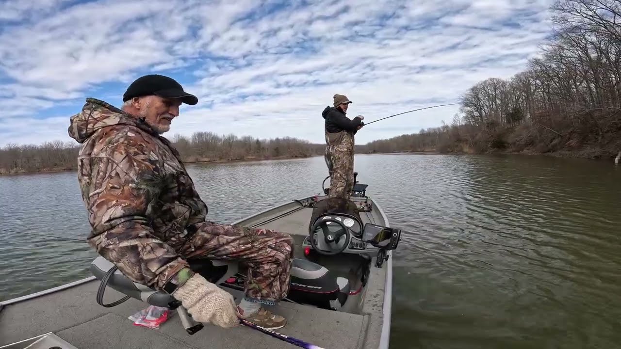 Illinois Bass Fishing at Newton Powerplant Lake