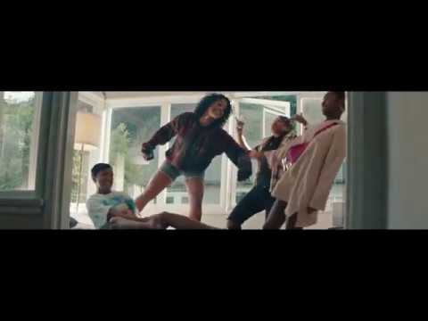 DaniLeigh - "Lurkin" Mini Music Video & Girl Talk