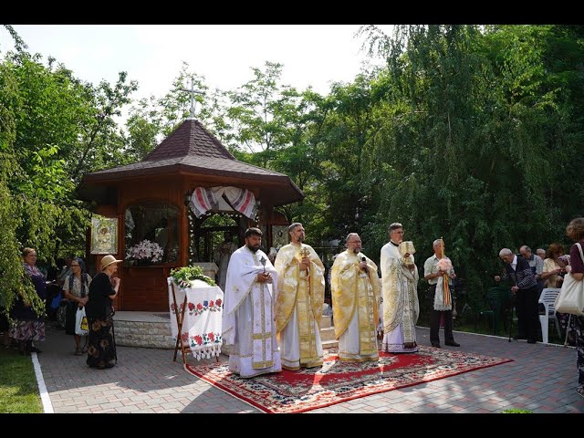 Rugăciune şi activităţi tradiţionale la Parohia „Sfântul Ilie” din Galaţi