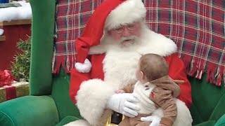 BABY MEETS SANTA