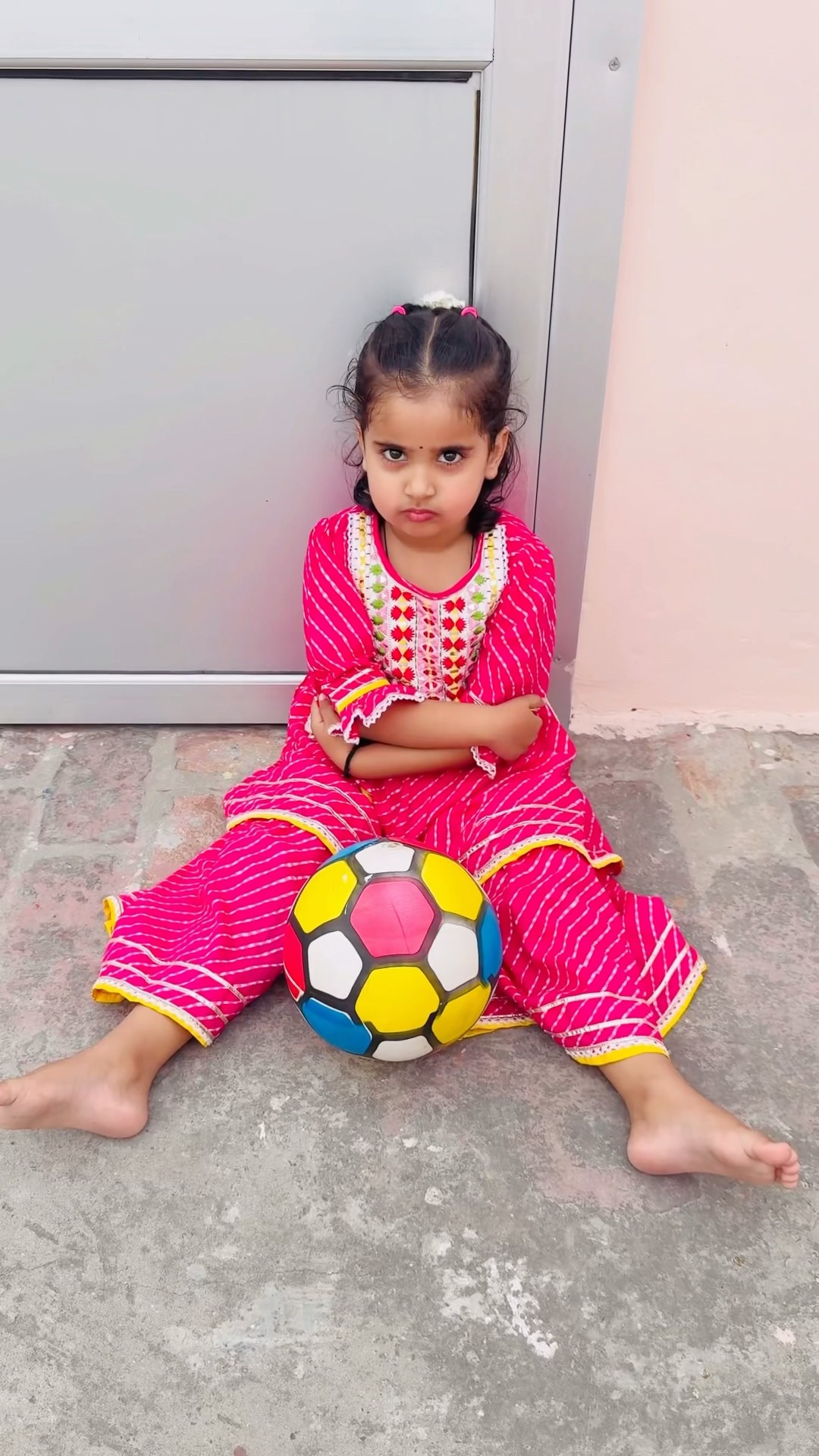 Uncle Ko Nahi Pta Tha Ki Anaya Ball Ko Kick Nahi Maar Sakti ?