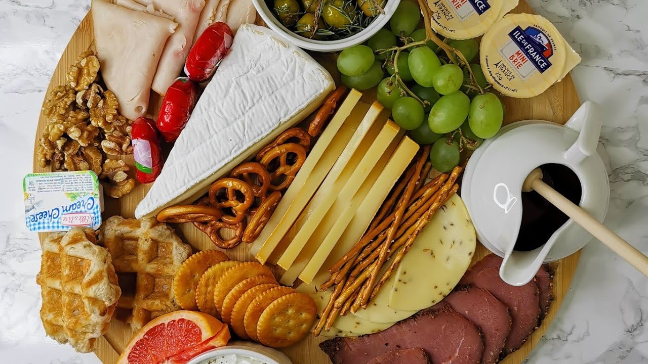 افكار لتزين لوح الاجبان سهل وسريع 🧀 how to make a cheese board