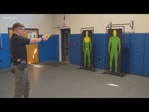 How Many Volts Does A Taser 10 Have