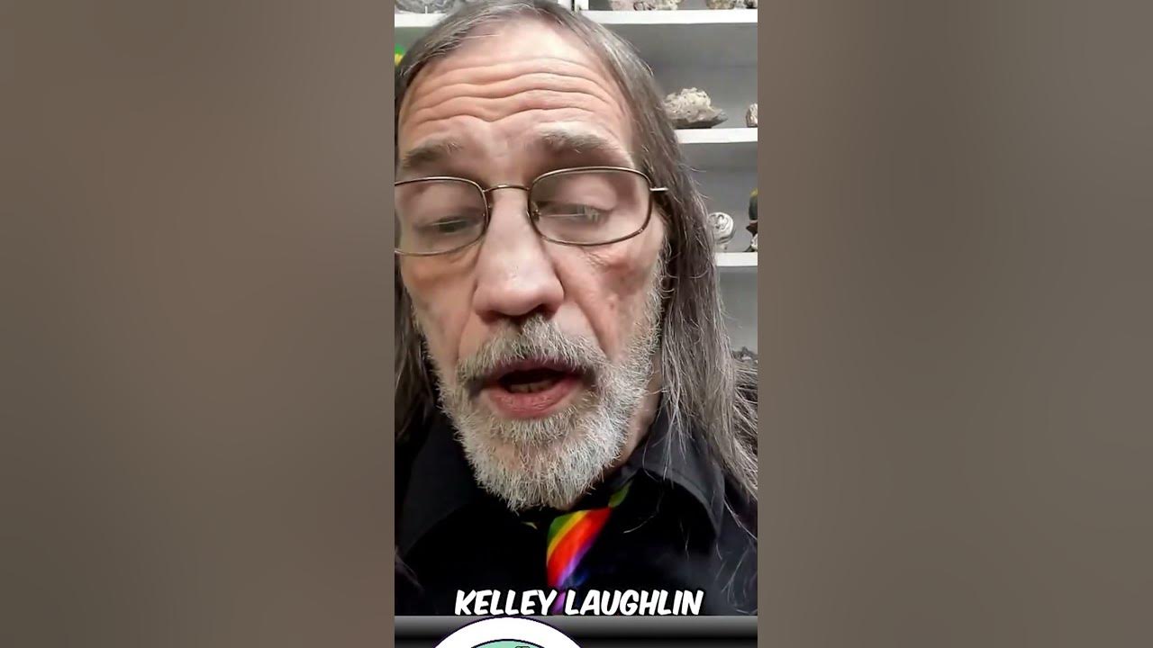 аргументы против атеизма. атеизм вымышленные атеисты. библия на разных языках. атеизм это религия. зачем бог создал человека.