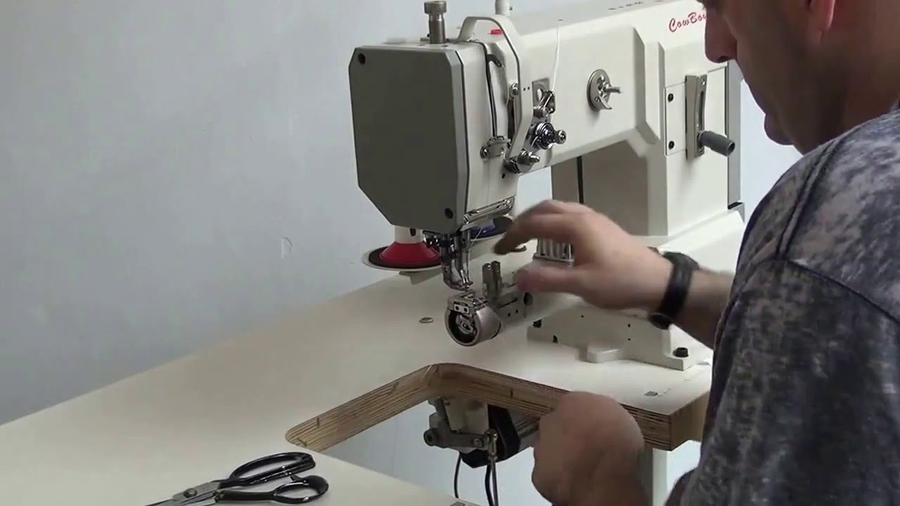 Máquina de coser de triple arrastre Cowboy 7335 YouTube Máquina de coser de triple arrastre Cowboy 7335 YouTube