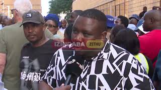 Osonkontileka Abathola Imisebenzi Kumkhandlu Wetheku Bakhala Ngokungakhokhelwa Izimali Zabo