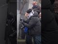 TENSIÓN EN PUENTE PUEYRREDÓN I Así le tiraron gas pimienta y spray amarillo a Eduardo Belliboni