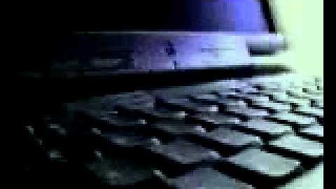 Vintage Apple PowerBook Commercial | PowerBook 3400c | At Lea