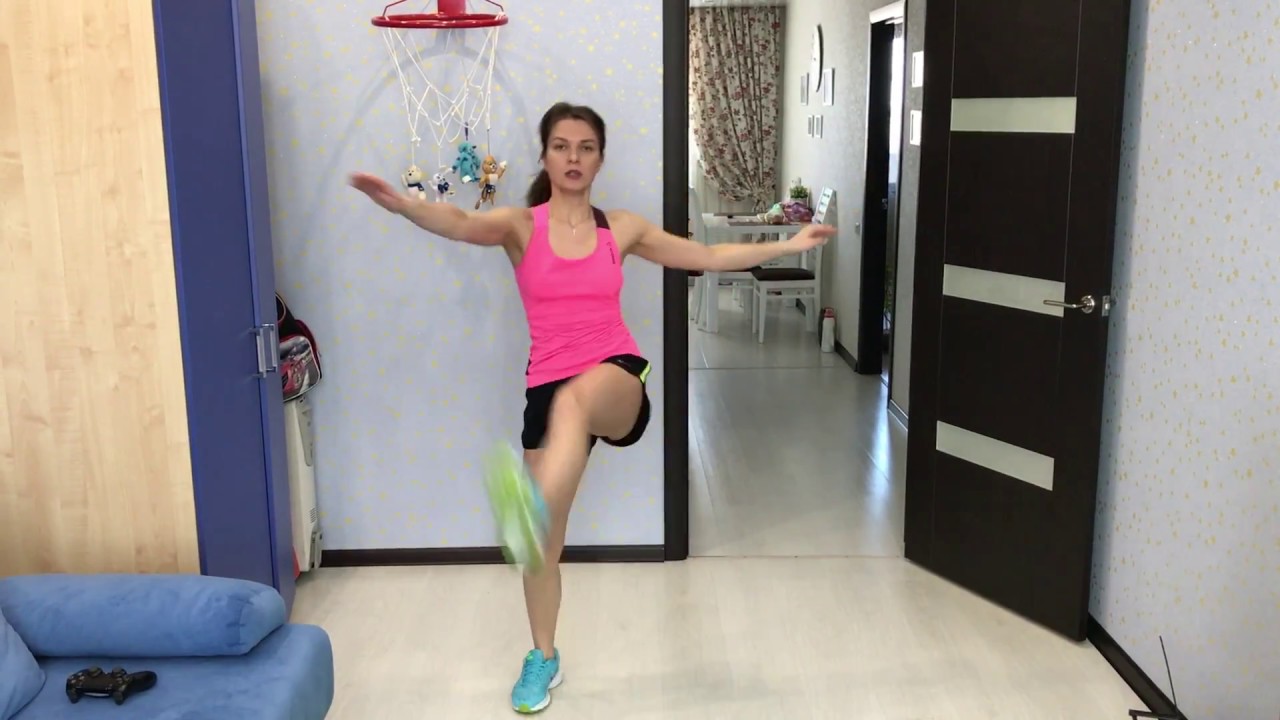 Смирнова фитнес. Смирнова Анна фитнес. Разомнись фитнес студия.