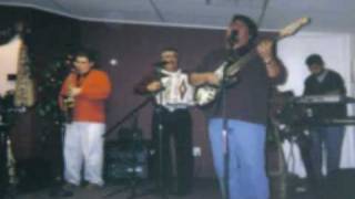 Video thumbnail of "Levanto Mis Manos (Tejano / Cumbia)  -Gyl Gutierrez / Fuego Santo"