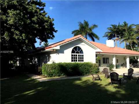 15990 SW 252nd St, Homestead, FL home video tour