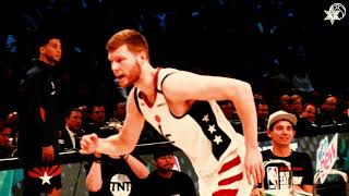 Davis Bertans re-signs with Wizards