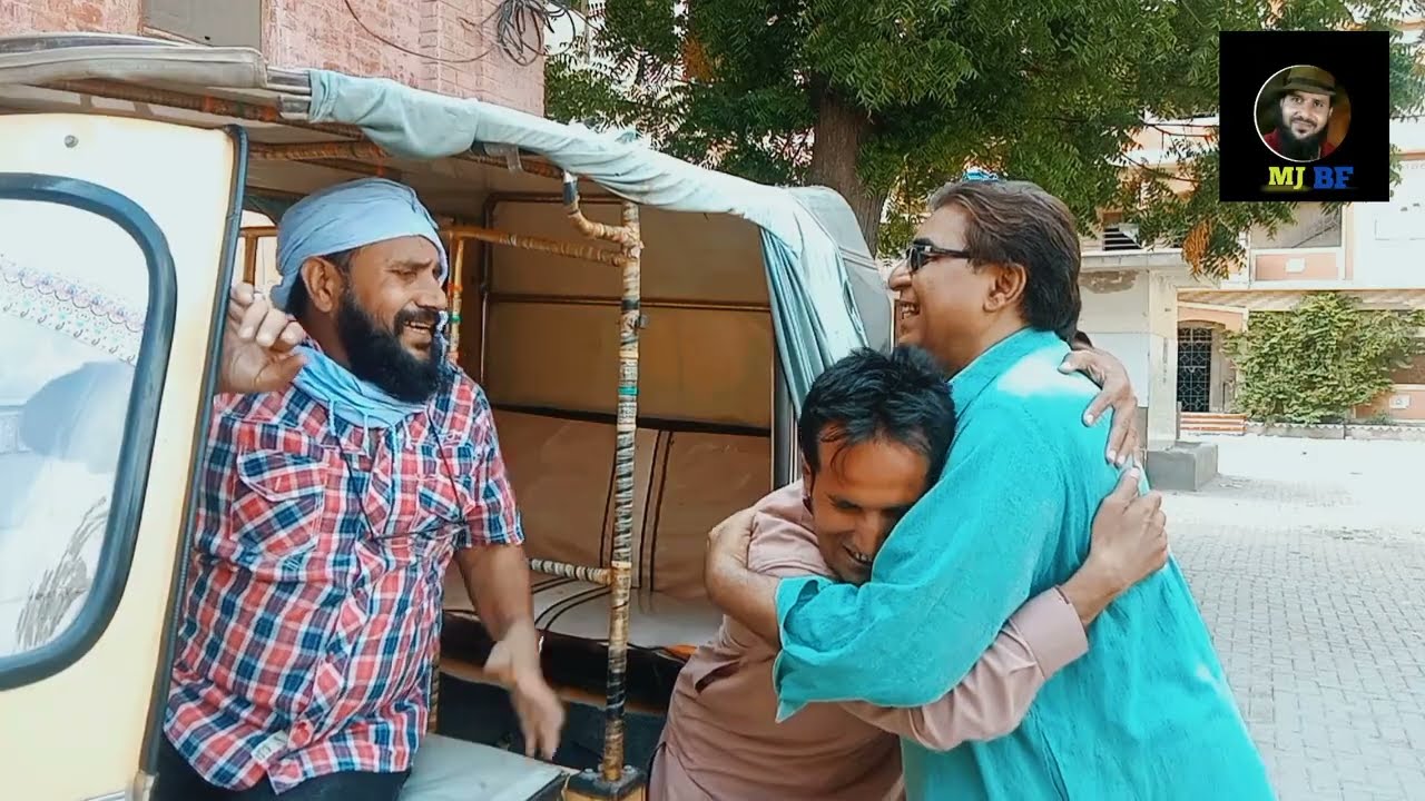funny video mazloom riksha wala MOIN TV 😂 Arif Siddiqui manzoor birohi