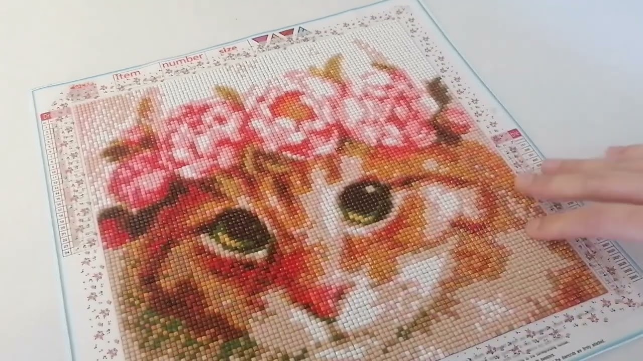 DP - Réalisation Chat aux pivoines - Avis Diamants carrés clairs ADiamondPainting - Diamond painting