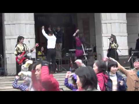恋するフォーチュンクッキー神奈川県　Ver.（県庁前ライブ映像）ママバンドMM5です
