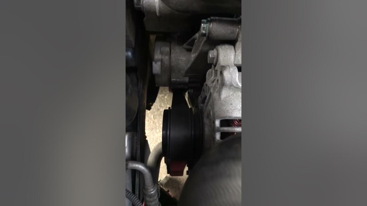 Bad VW Alternator pulley YouTube