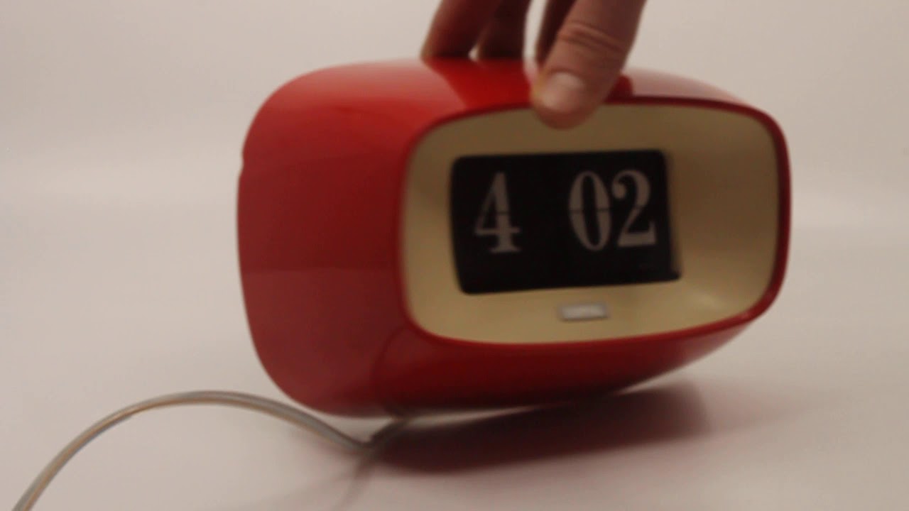 Copal Caslon model 401 wall flip clock - YouTube