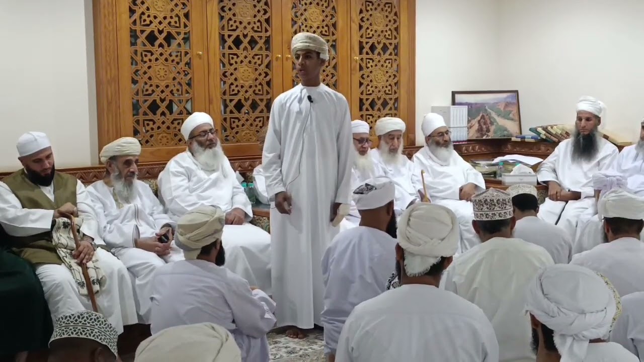 صرفت إلى رب الأنام مطالبي | قصيدة محمد الإدريسي . إلقاء : عبدالملك بن عمر المزروعي .