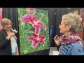 Lilo Bowman talks with Andrea Brokenshire at Houston Quilt Festival 2023