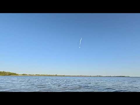 Launch of SpaceX Falcon 9 Starlink 6-39