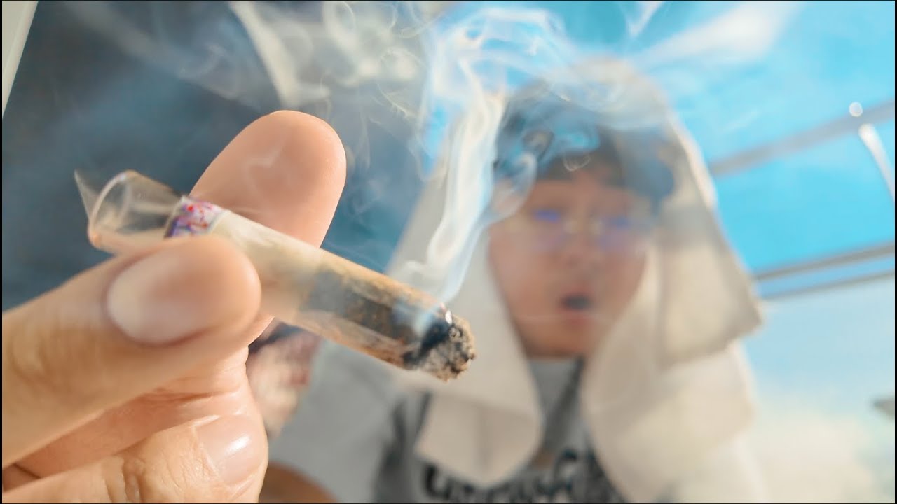 Glass Tip Fattie on the Balcony