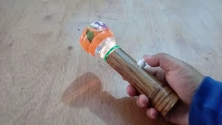 how to make a flashlight with recycled material