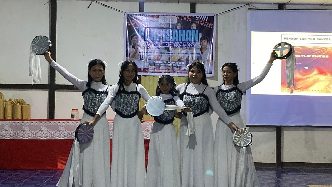 (TAMBORINE) DIVINE CALLING WORHSHIP_CHRISTLIKENESS